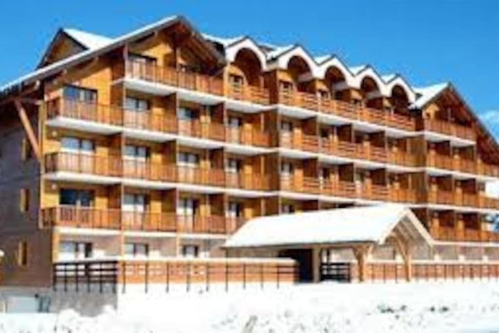 Superbe Appartement La Joue Du Loup Centre, 6 Personnes, Avec Parking Prive Saint-Étienne-en-Dévoluy Eksteriør billede